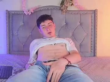 dante_grayy — GOAL: show cum [800 tokens remaining] Welcome to my room! #twink #18 #femboy #teen #new