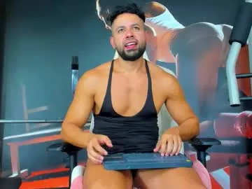 dantecross_ — GOAL: Show hard dick [45 tokens remaining] Let me put my big, hard cock in your mouth #new #muscle #master #latino #shave