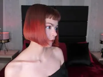 dolyconor on Chaturbate