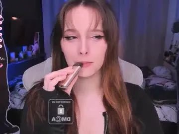 effie_lee on Chaturbate 