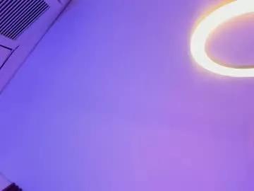 emiilycollins1 on Chaturbate 