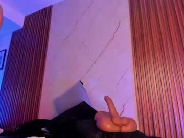 emiilycollins1 on Chaturbate 