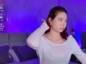 emma_plux on Chaturbate 