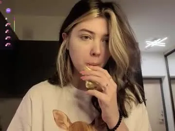 fieryfeline — GOAL: Body tour+sqeeze ass [202 tokens remaining] Happy Valentine day! Get ready with me on a date with YOU. Lets enjoy together! #bigass #fuckmachine #squirt #natural #curvy