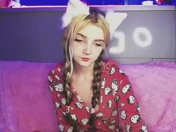 fluffyellie on Chaturbate 