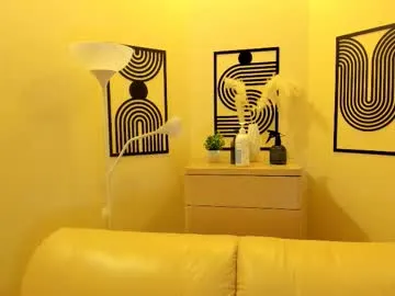 heavenmoth on Chaturbate