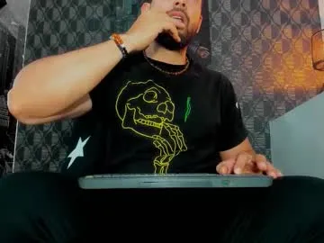 jakeskye — Reveal those hot wishes that you have, let's say of the moment: Tongue: enjoy  of my body and finish together (Jerk) remember to follow me #lovense #muscle #bigcock #cum #latino [2999 tokens remaining