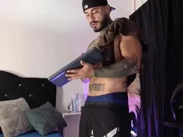 john_and_louis — Let's have fun :P #dom #muscleworship #bush #pvt #latin