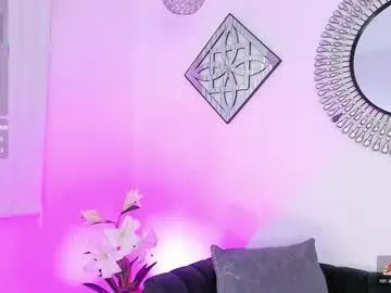 layla_breezee_ on Chaturbate 