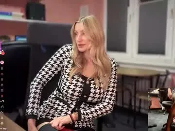 legslong on Chaturbate