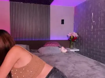 magic_rouse on Chaturbate