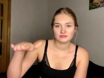 melaniepavan on Chaturbate