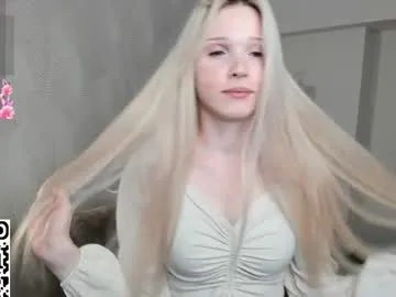 mikaelataron on Chaturbate