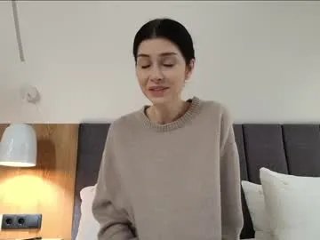 milla_bella — hi guys) privates are open * ask me about the rules in PM