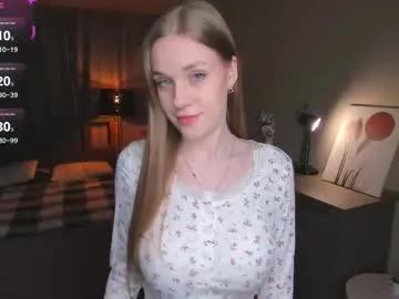 normaemans — GOAL: show my under bra [103 tokens remaining] Hello CB,Im Beatrice<3 im new here #18 #new #skinny #teen #bigboobs