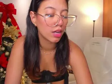 raven_stonee on Chaturbate