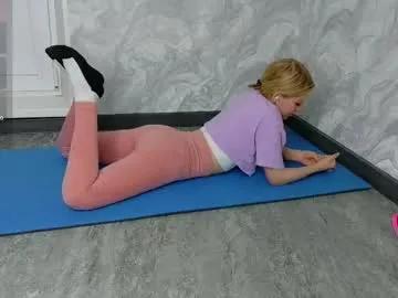 sandragaze — Go on the bed with Fred #teen  #fitness #gymgirl #leggings #petite [10000 tokens remaining]