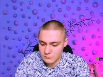 thomas_crow on Chaturbate