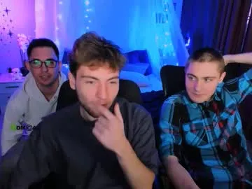 thomas_crow on Chaturbate