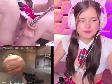 trianna__ — GOAL: Just Get my Squirt [409 tokens remaining]  Bon appetit! #squirt #daddy #fuckmachine #creampie #bigass