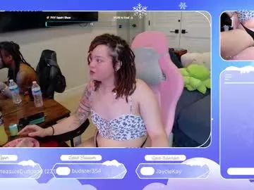 xtinasnowx on Chaturbate