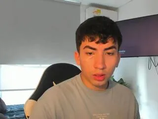 thomas_marx on Flirt4Free