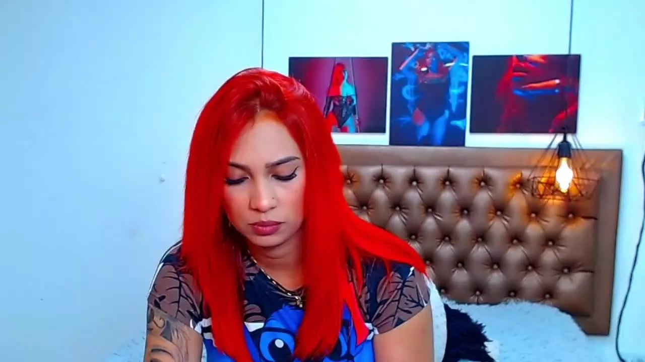 Nathalyfox1 on Streamray