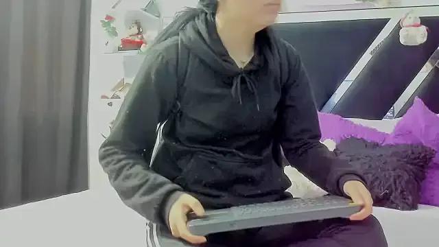 abby_eemily on StripChat 