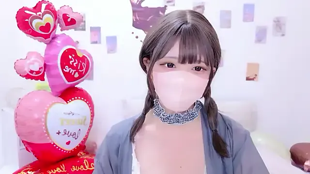 aki_zzz on StripChat