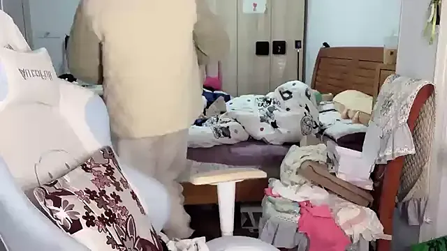 Akong11 on StripChat