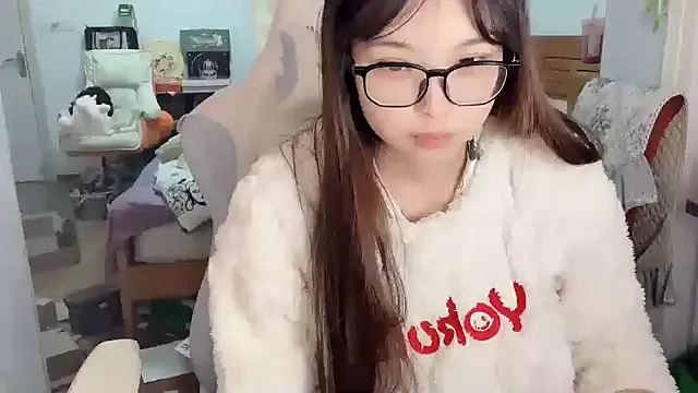 Akong11 on StripChat