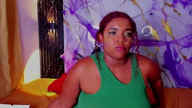 Alaia_Gutierrez on StripChat 