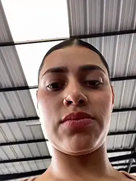 AlannaEvons on StripChat 