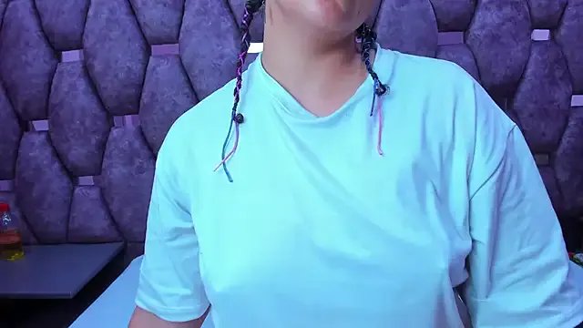 AlaSmith on StripChat 