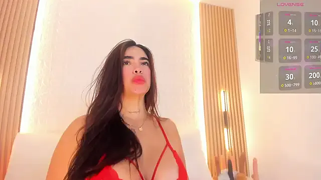 alyssa_vargas on StripChat