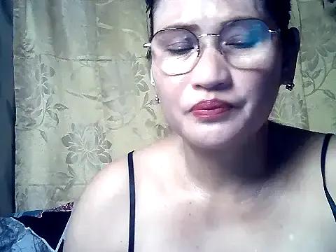 Amazing_Angel22 on StripChat 