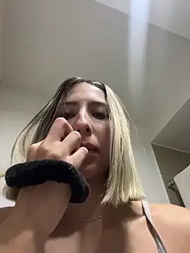 Ameellie on StripChat 