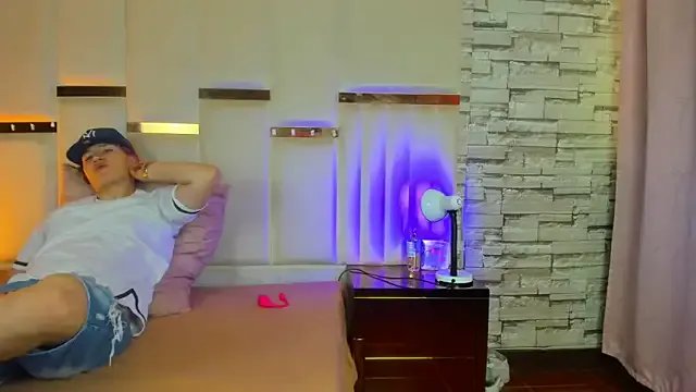 ANLLELOAndANGELA on StripChat 