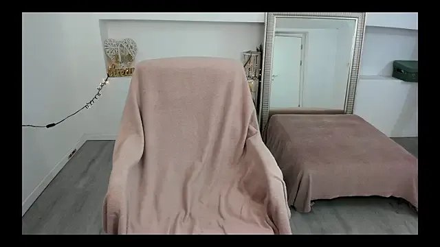 Arya_Lexy on StripChat 