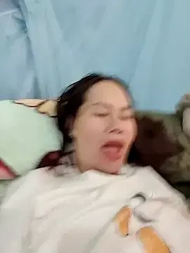 Baby-ladyass20 on StripChat 