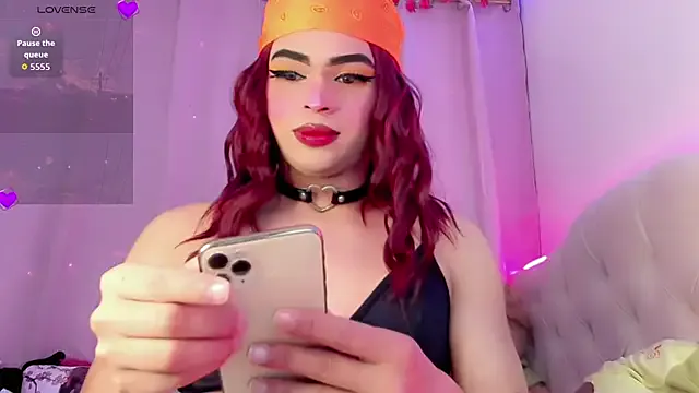 BabyNaomi2 on StripChat