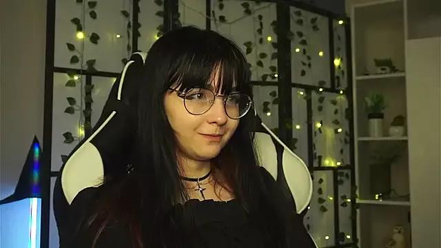 BereniceBattersby on StripChat 