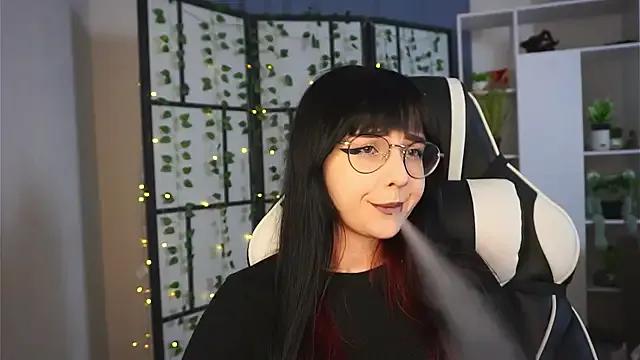 BereniceBattersby on StripChat 