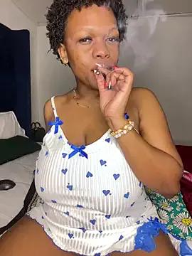 Boneca25 — pussy play