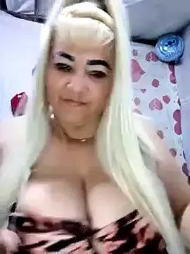 BonniAdams on StripChat 