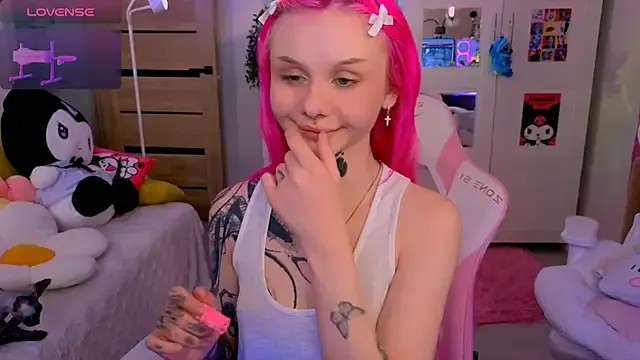 Britney_Lynch on StripChat