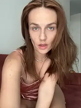 BritneyHall on StripChat