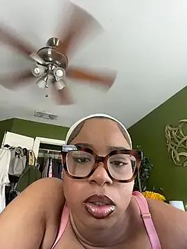 caramel__cremes on StripChat 