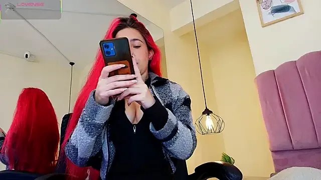 Celestee15_ on StripChat 