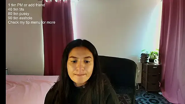 ChloeSanchezx — Plug in ass + fingering pussy